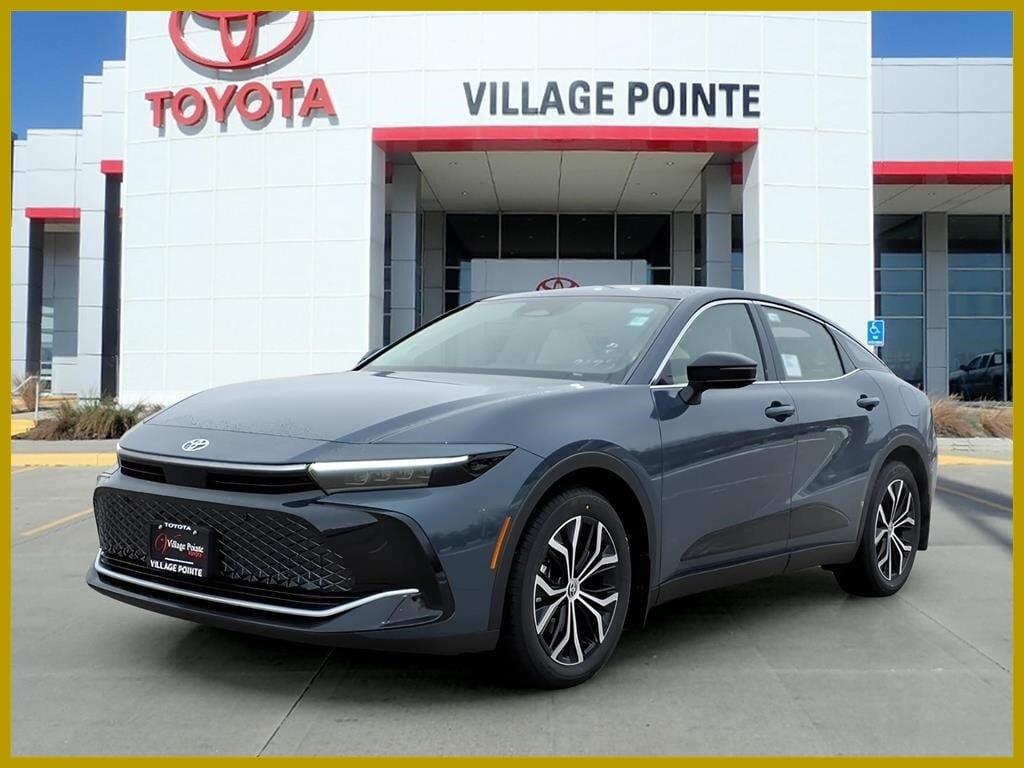 2026 Toyota Crown Limited's photo