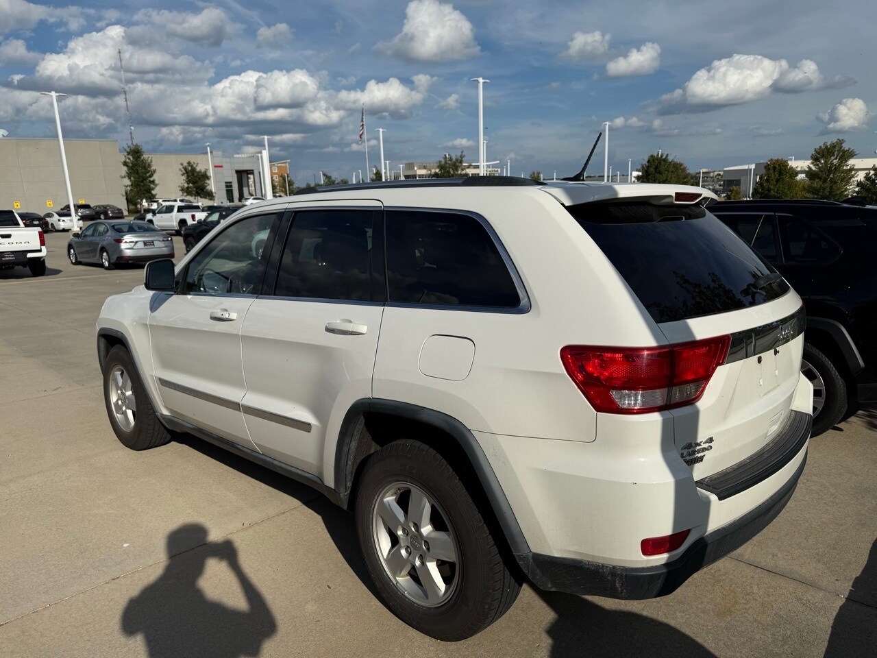 2011 Jeep Grand Cherokee Laredo photo 4