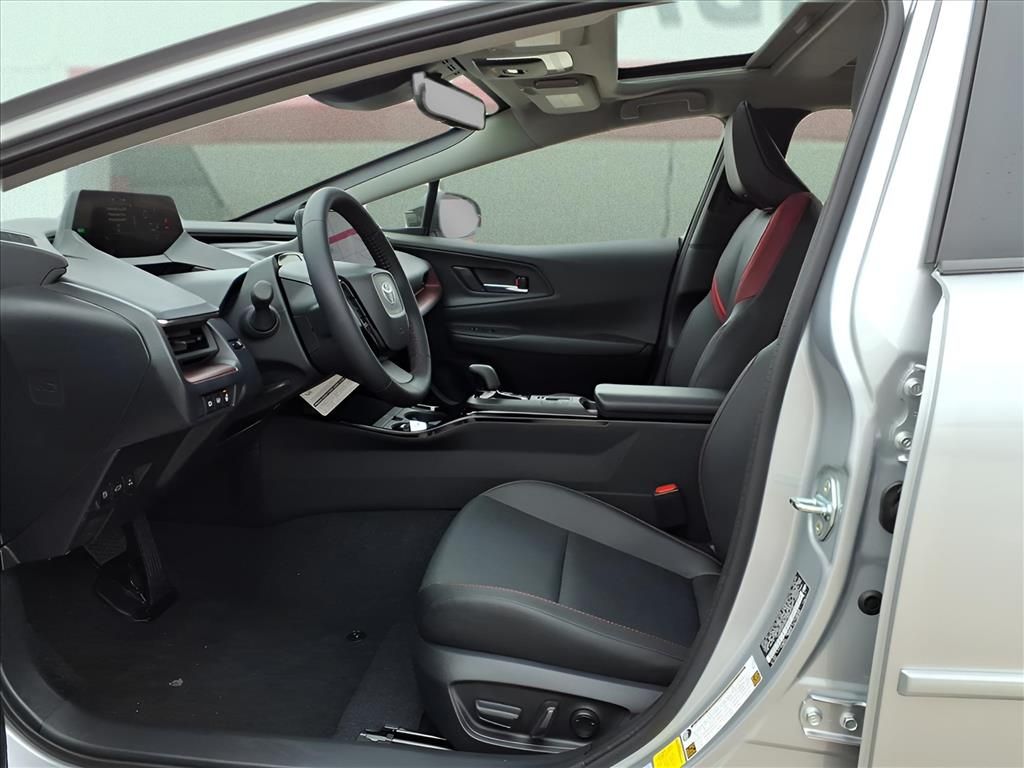 2026 Toyota Prius Plug-in Hybrid XSE Premium - Photo 12