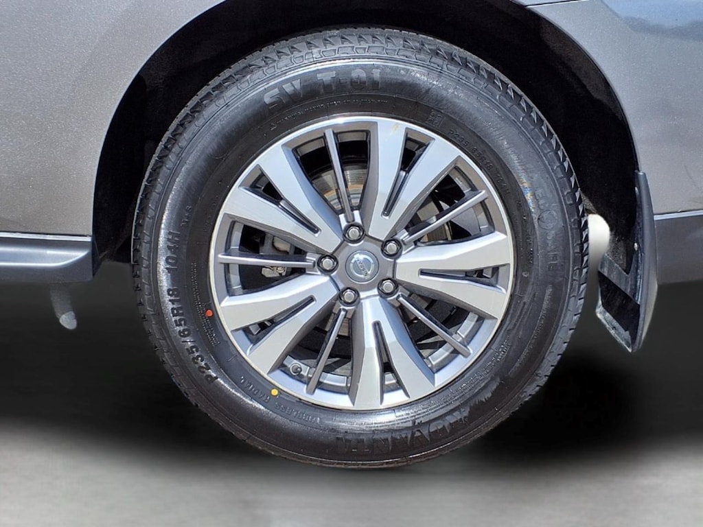 Used 2020 Nissan Pathfinder SV SUV
