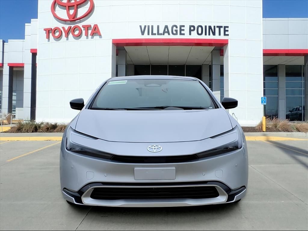 2026 Toyota Prius Plug-in Hybrid XSE Premium - Photo 8