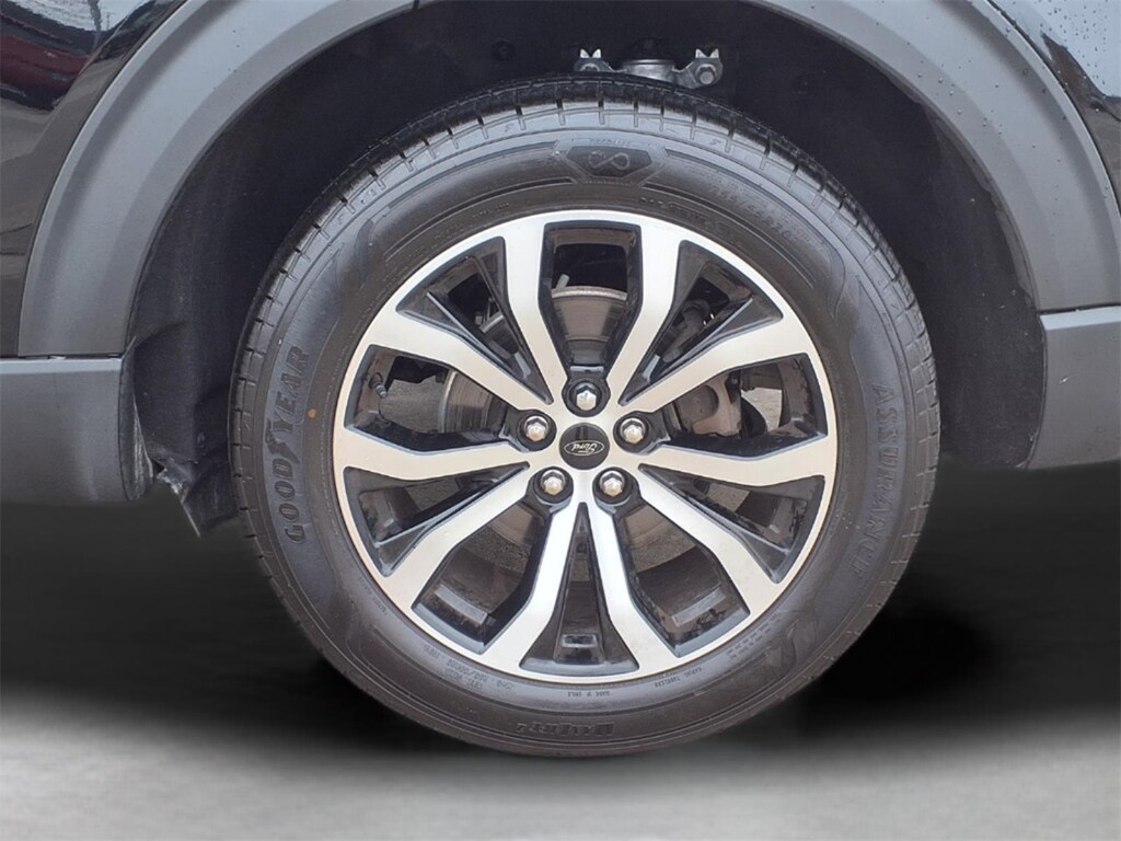 Used 2023 Ford Explorer ST-Line SUV