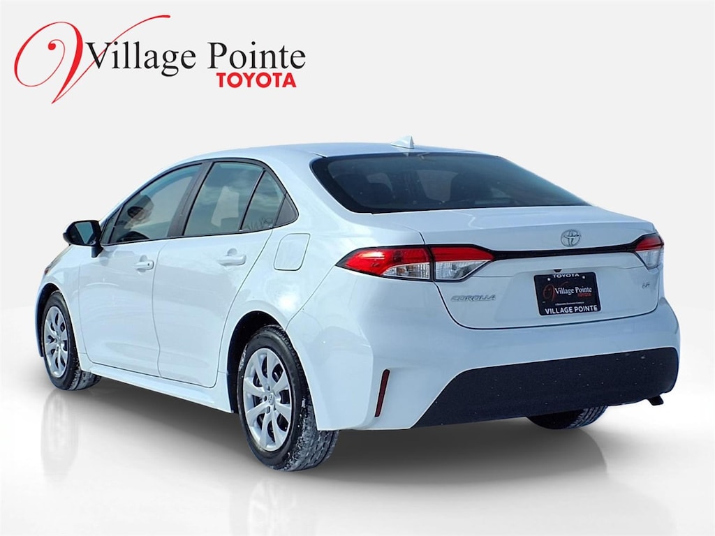 Used 2025 Toyota Corolla LE Sedan