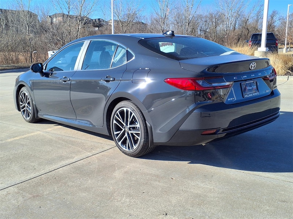 New 2025 Toyota Camry XLE Sedan