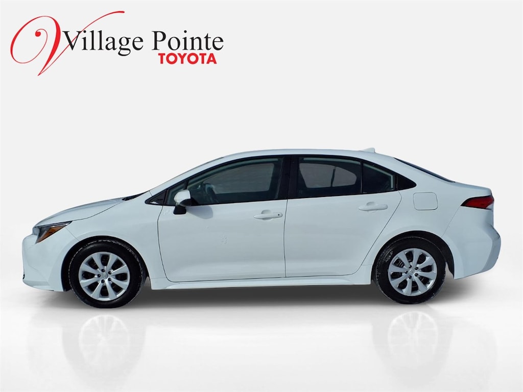 Used 2025 Toyota Corolla LE Sedan