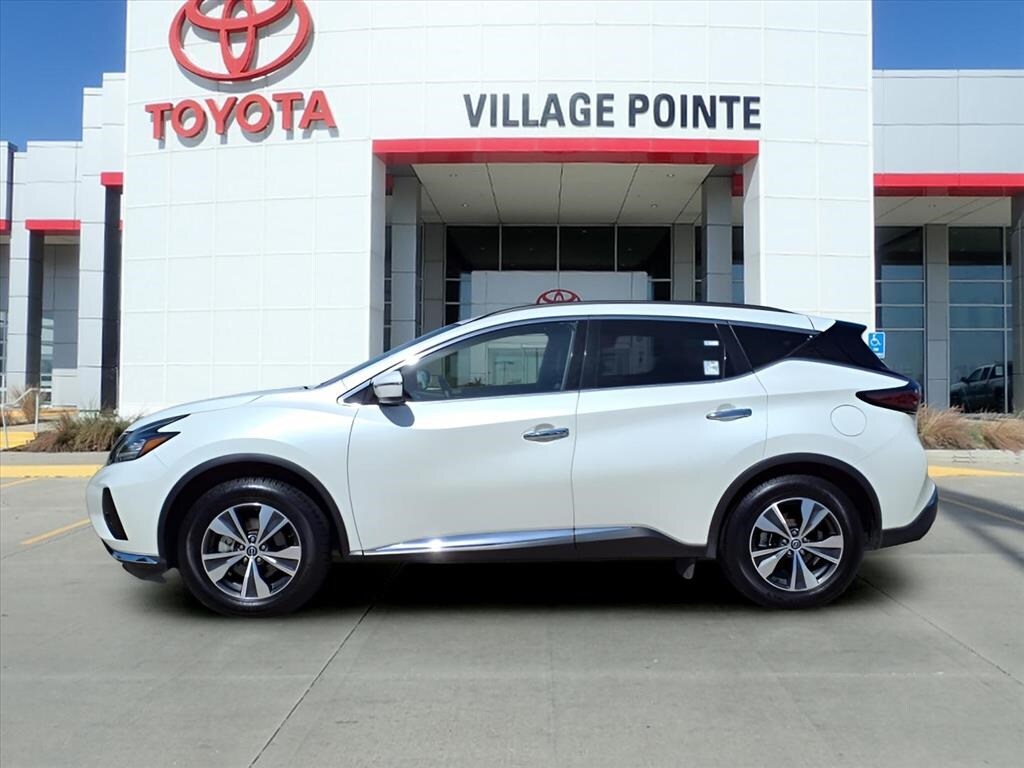 2023 Nissan Murano SV photo 2
