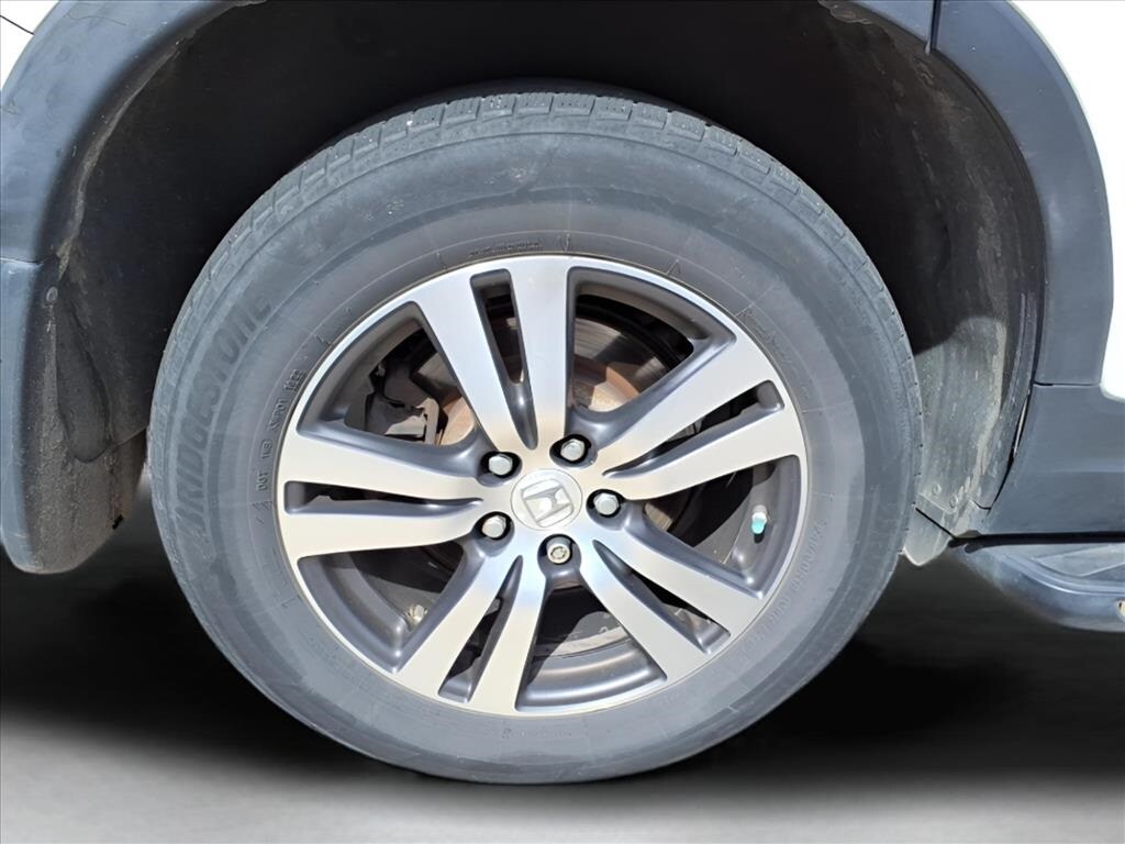 2016 Honda Pilot EX-L photo 3