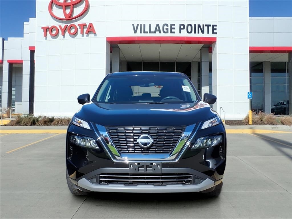 2023 Nissan Rogue S photo 2