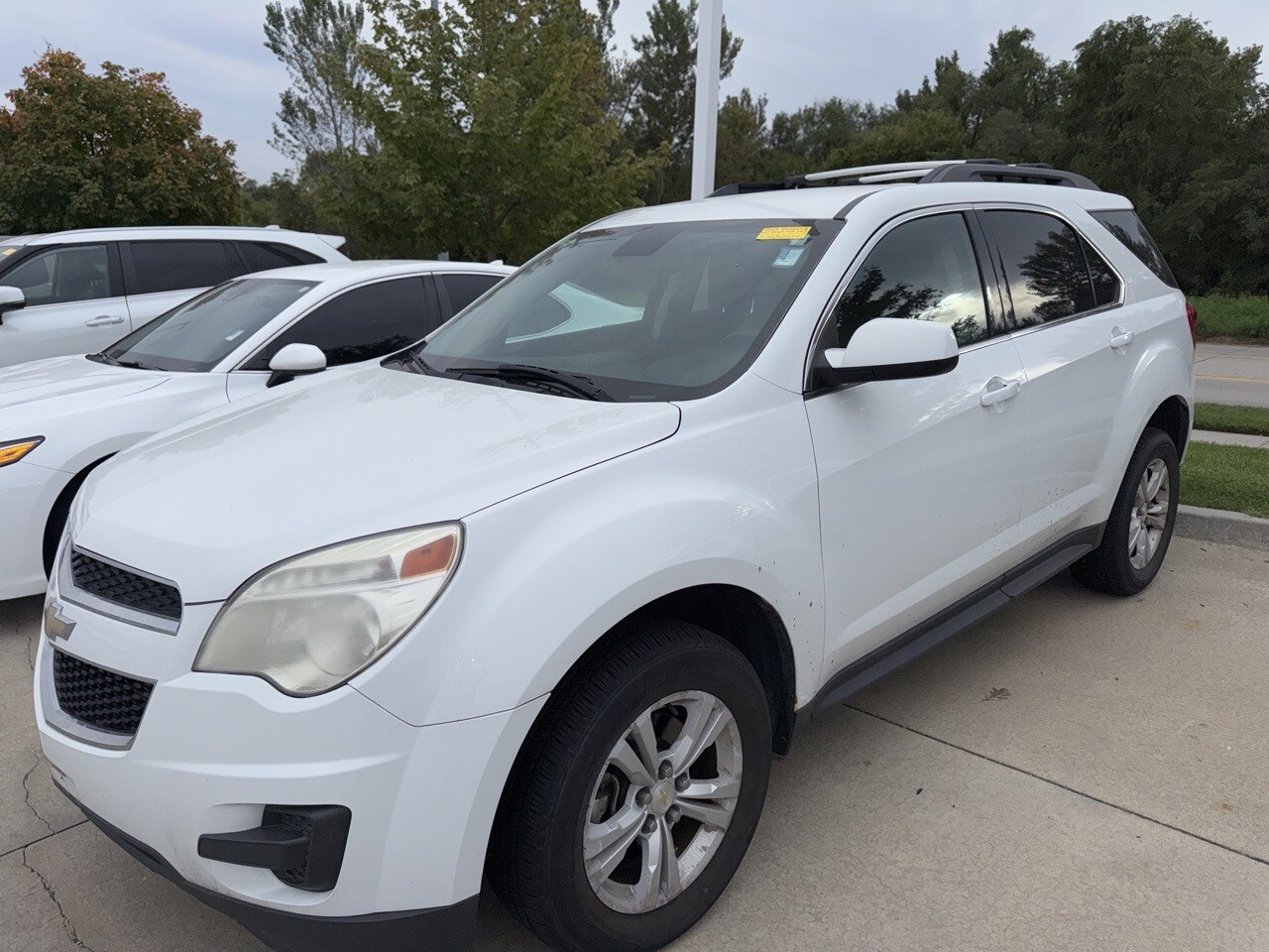 2015 Chevrolet Equinox LT photo 2