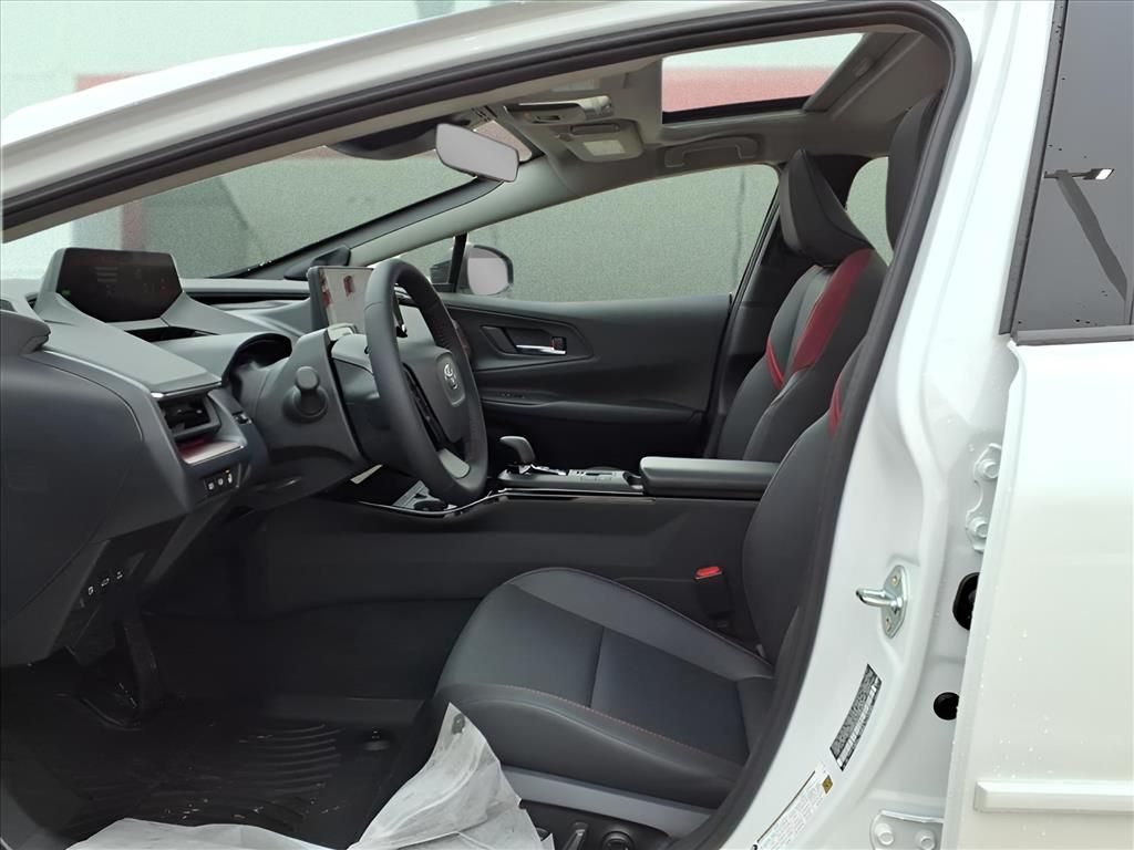 2026 Toyota Prius Plug-in Hybrid XSE Premium - Photo 12