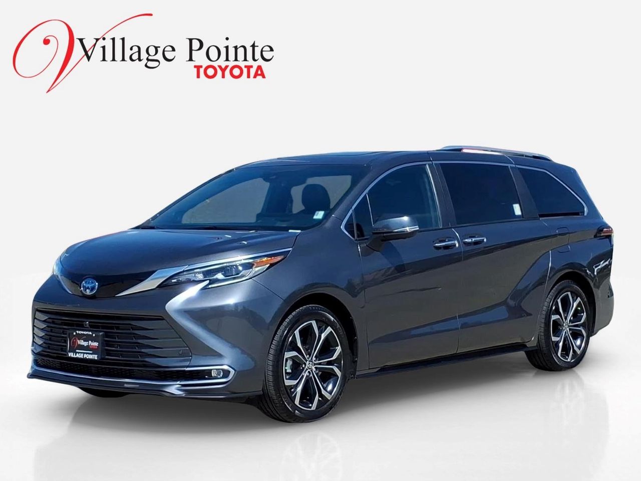 2025 Toyota Sienna Platinum 7-Passenger Hybrid FWD's photo