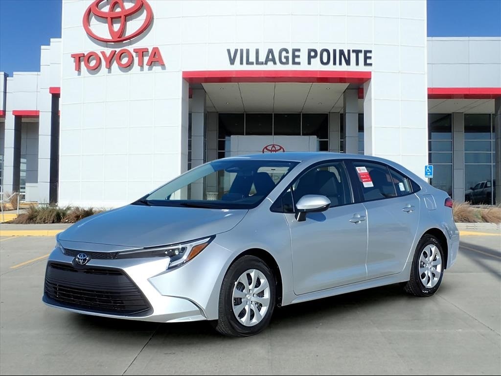 2026 Toyota Corolla LE's photo