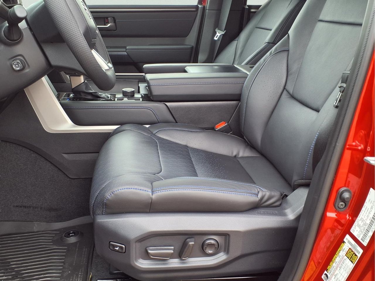 2026 Toyota Tundra Platinum - Photo 13