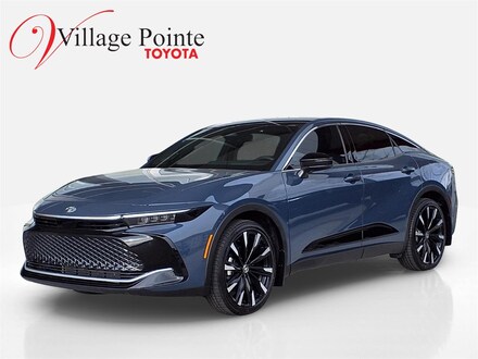 2026 Toyota Crown Platinum Sedan