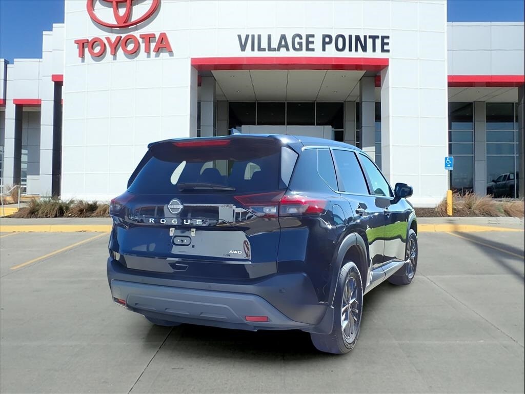 2023 Nissan Rogue S photo 4