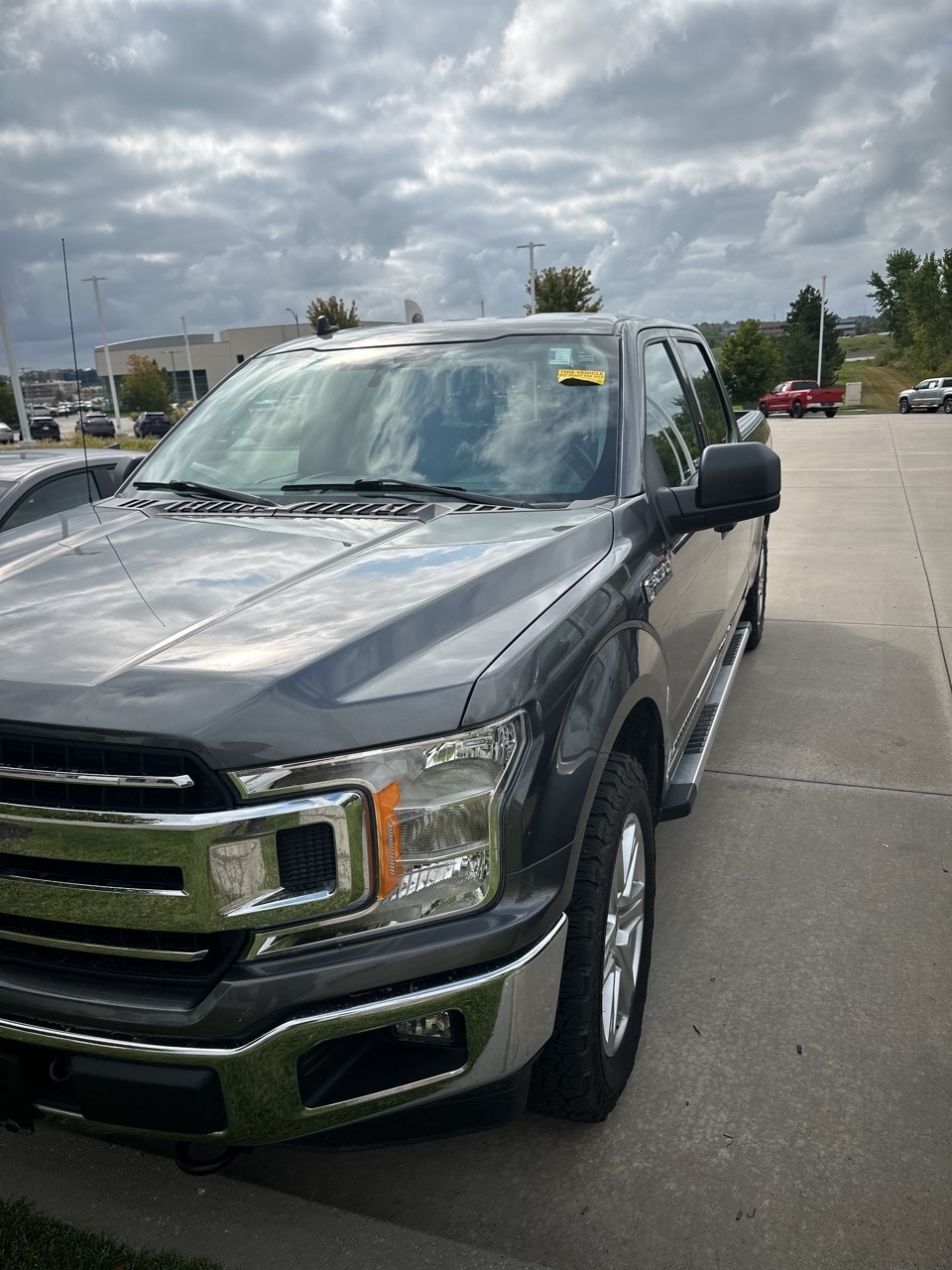 Used 2019 Ford F-150 XLT with VIN 1FTFW1E43KFC34076 for sale in Elkhorn, NE