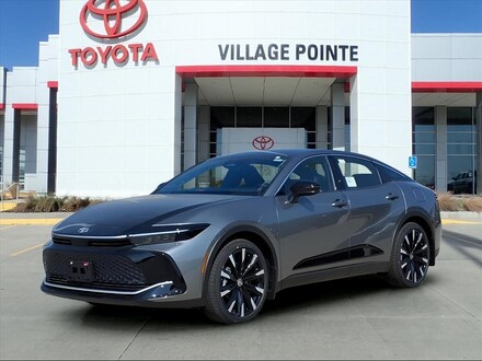 2026 Toyota Crown Platinum Sedan