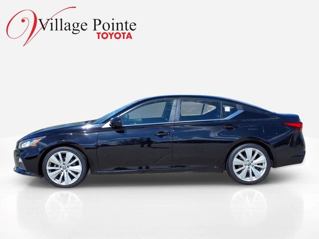 Used 2020 Nissan Altima 2.5 SR Sedan