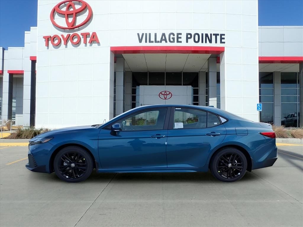 New 2026 Toyota Camry SE Sedan