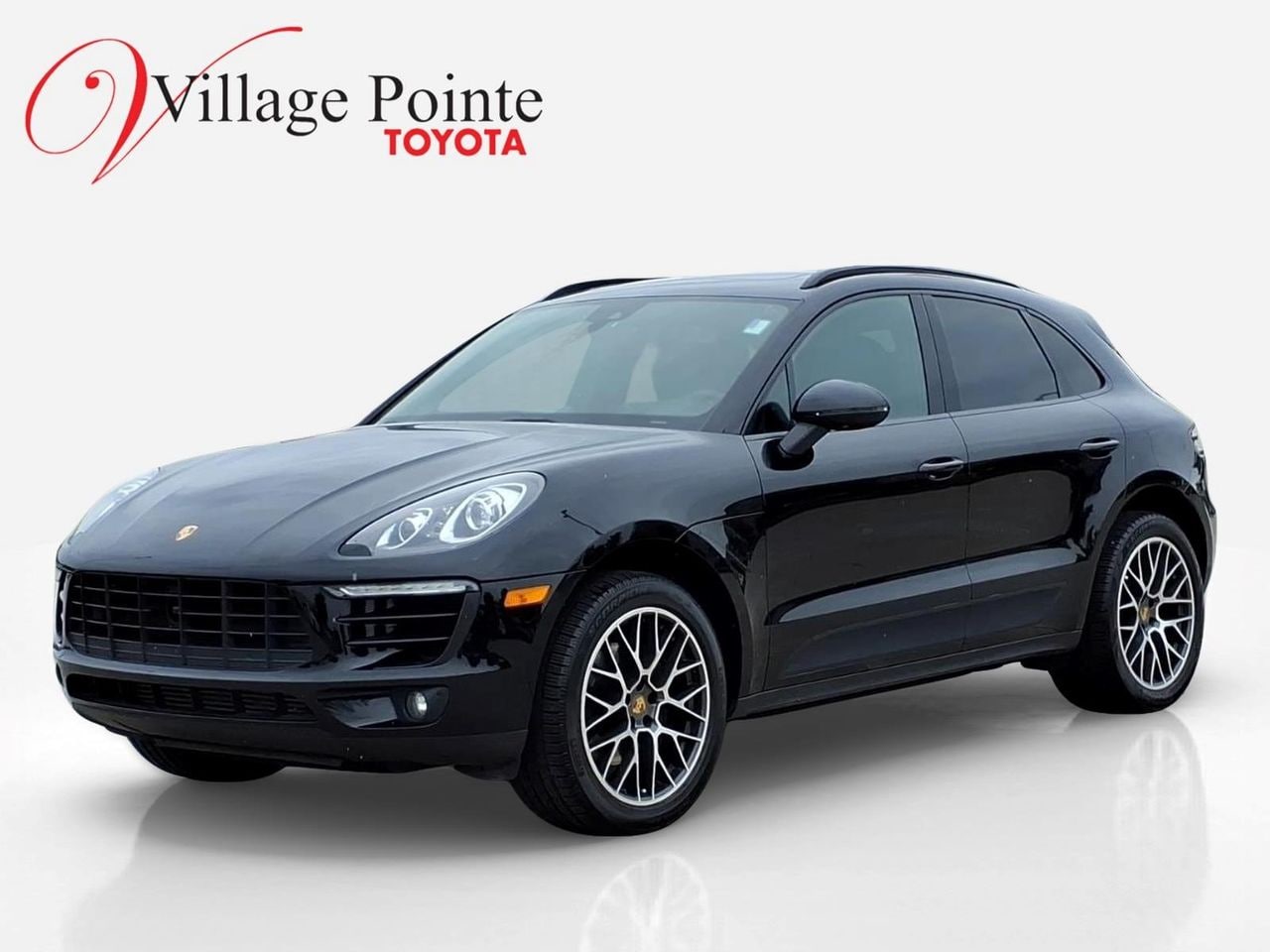 2018 Porsche Macan -'s photo
