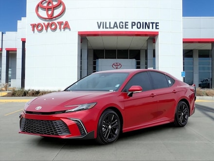 2026 Toyota Camry SE Sedan