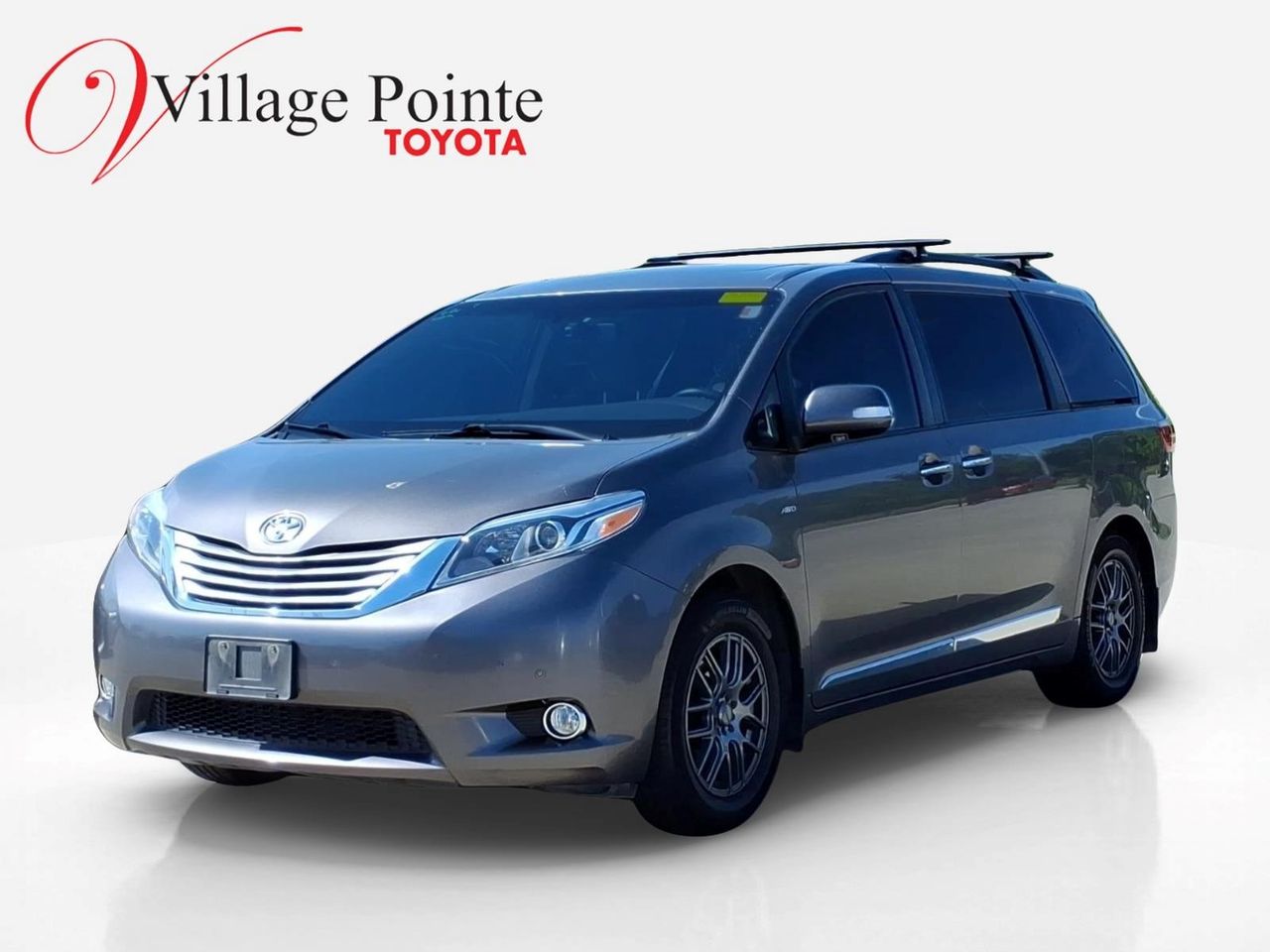 2017 Toyota Sienna Limited V6 AWD 7-Passenger's photo
