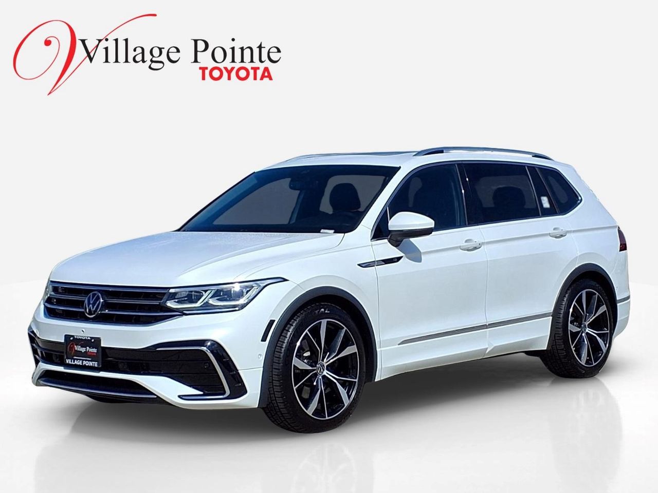 2022 Volkswagen Tiguan 2.0T SEL R-Line 4Motion's photo