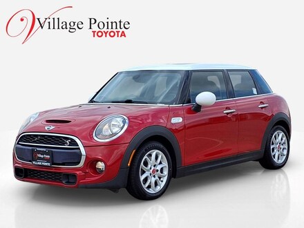 2017 MINI Hardtop 4 Door Base Hatchback