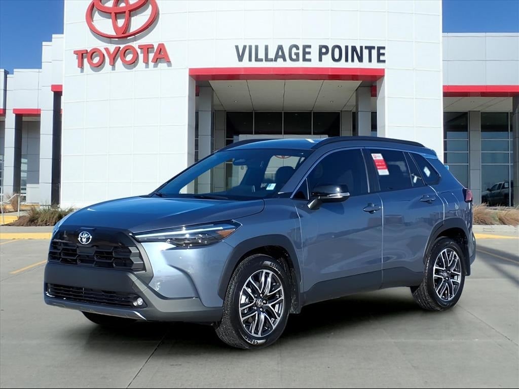2026 Toyota Corolla Cross XLE's photo