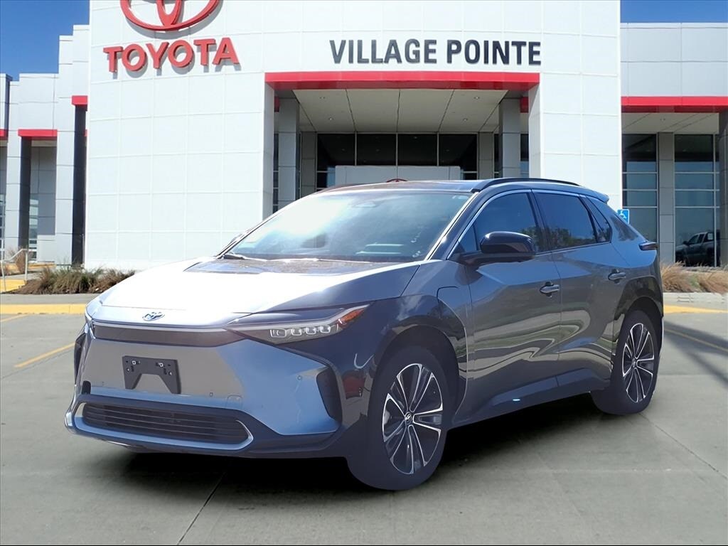 Used 2023 Limited SUV