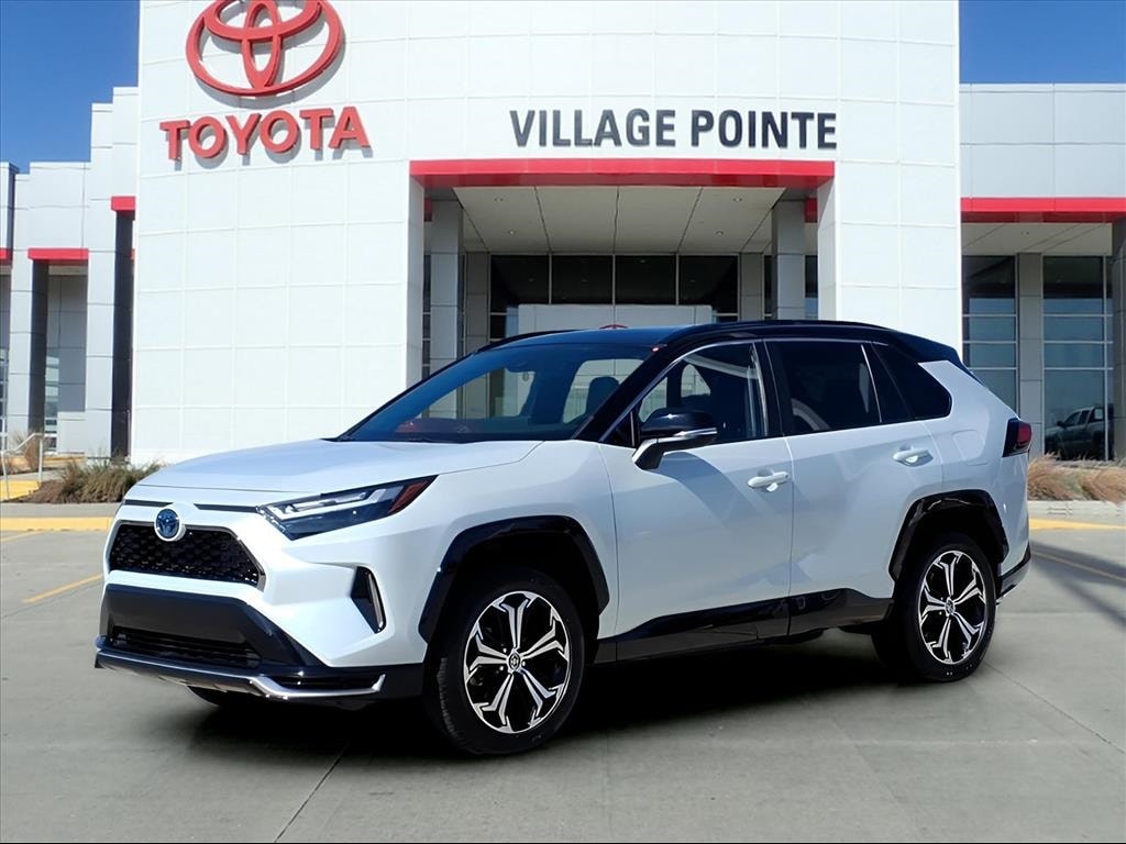 2024 Toyota RAV4 XSE's photo