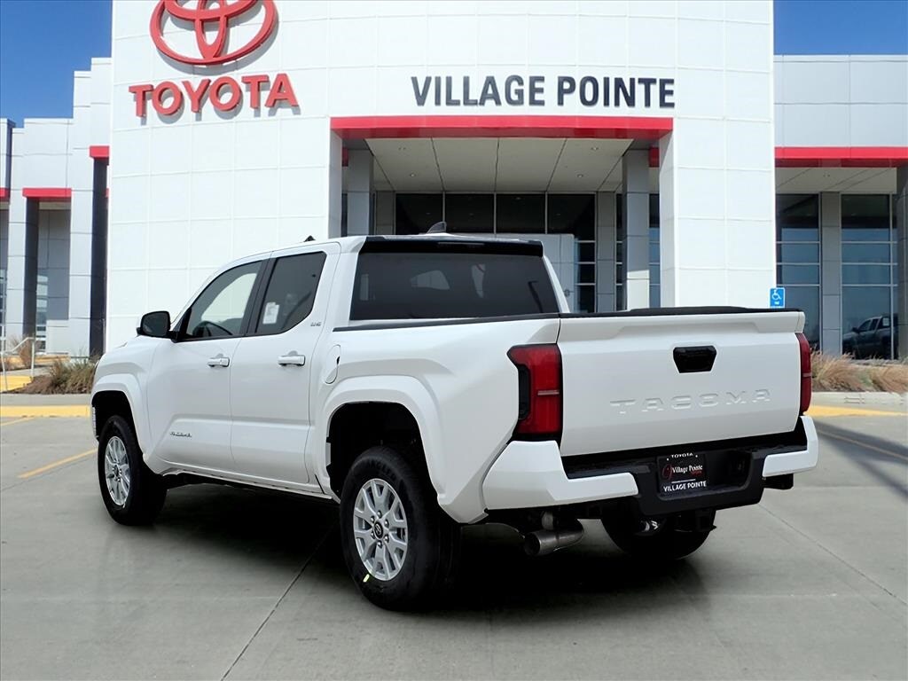 2026 Toyota Tacoma SR5 Double Cab photo 3