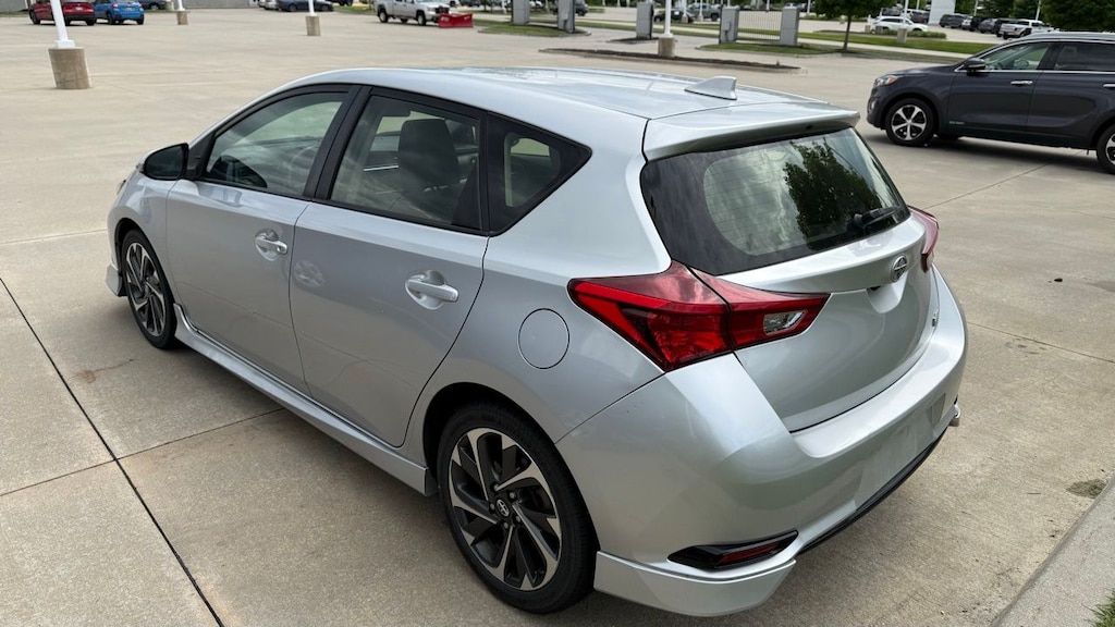 Used 2016 Scion iM Base Hatchback