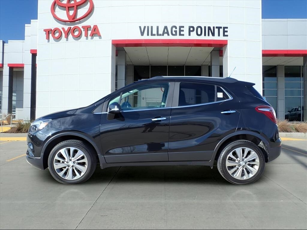 2018 Buick Encore Preferred photo 2