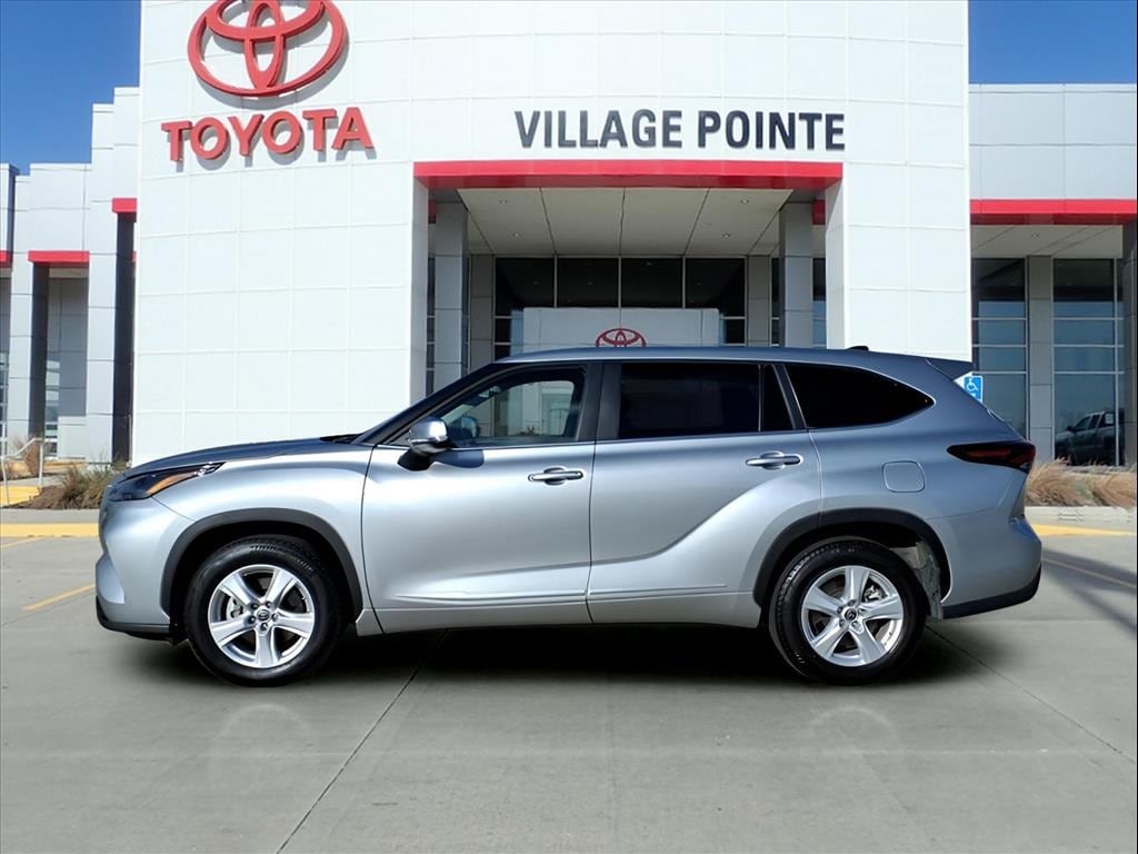 Certified 2024 Toyota Highlander LE SUV