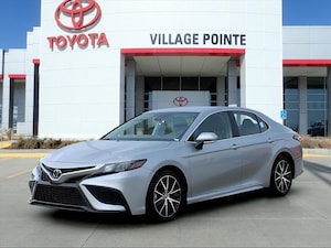 2023 Toyota Camry SE Sedan