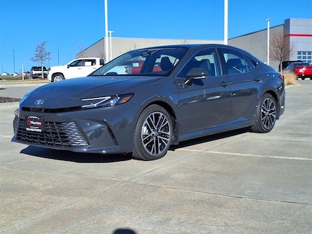 2025 Toyota Camry XLE Sedan