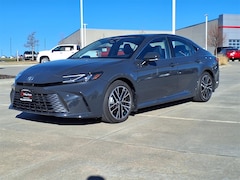 2025 Toyota Camry XLE Sedan