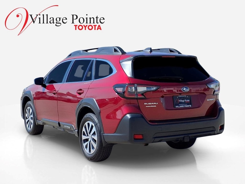 Used 2023 Subaru Outback Premium SUV