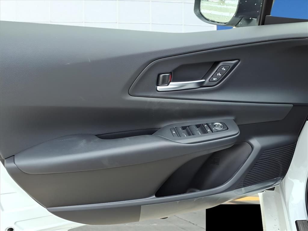 2026 Toyota Prius Plug-in Hybrid XSE Premium - Photo 11