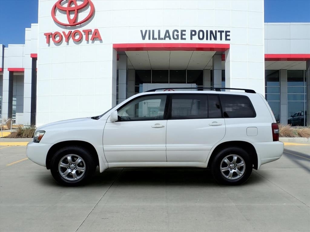 Used 2007 Toyota Highlander Base with VIN JTEEP21A170205868 for sale in Omaha, NE