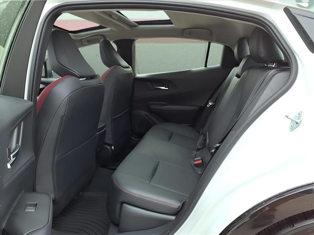 2026 Toyota Prius Plug-in Hybrid XSE Premium - Photo 9