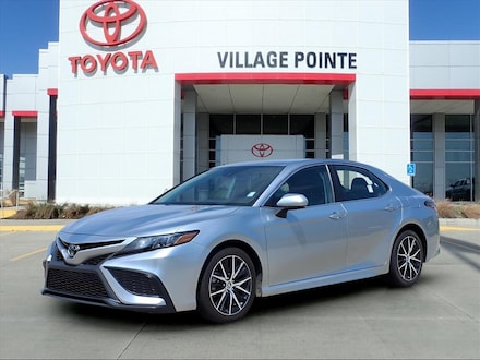 2023 Toyota Camry SE Sedan