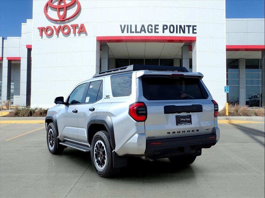 2025 Toyota 4Runner TRD Off-Road Premium photo 3