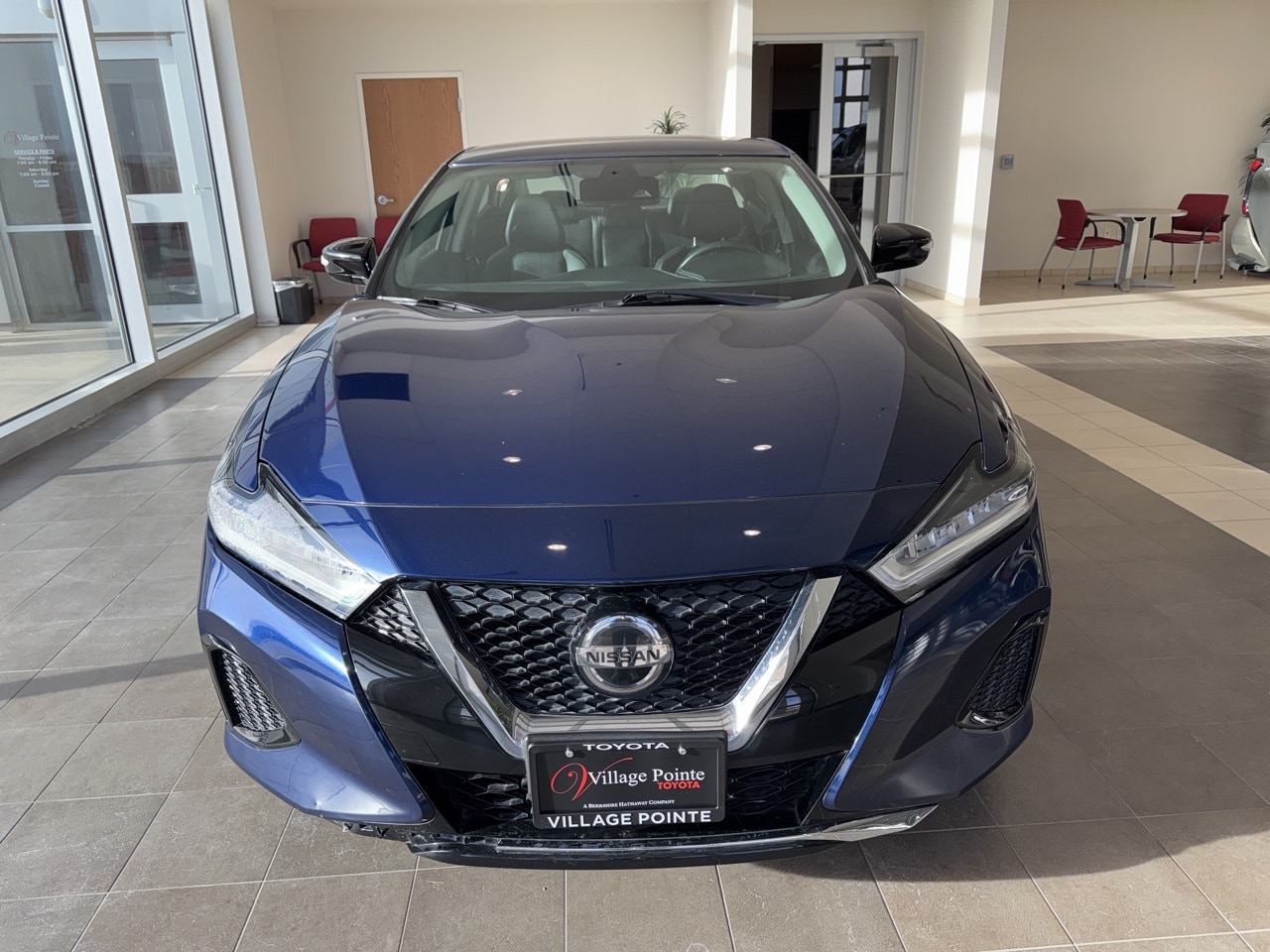 2021 Nissan Maxima SV's photo