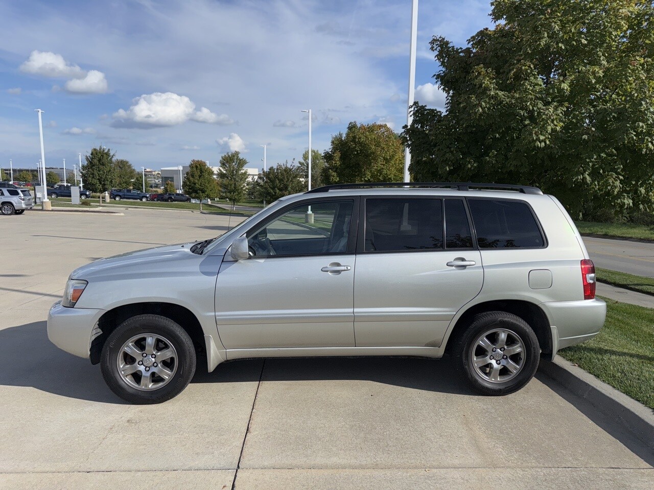 2004 Toyota Highlander photo 3