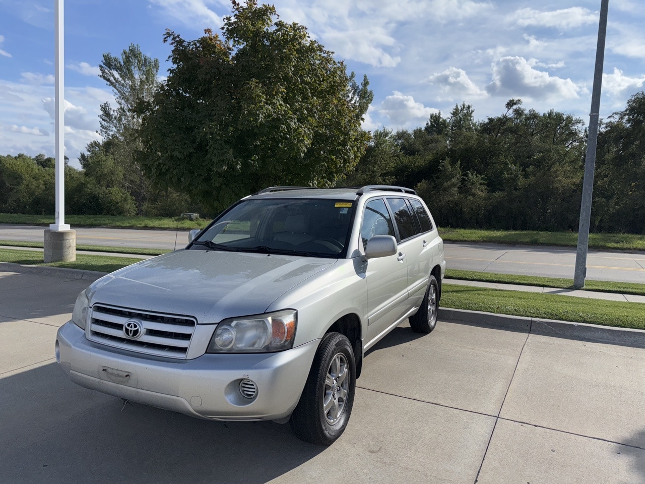 Used 2004 Toyota Highlander Base with VIN JTEEP21A740052716 for sale in Omaha, NE