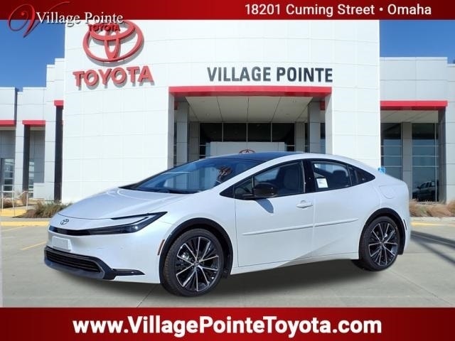 2026 Toyota Prius XLE's photo