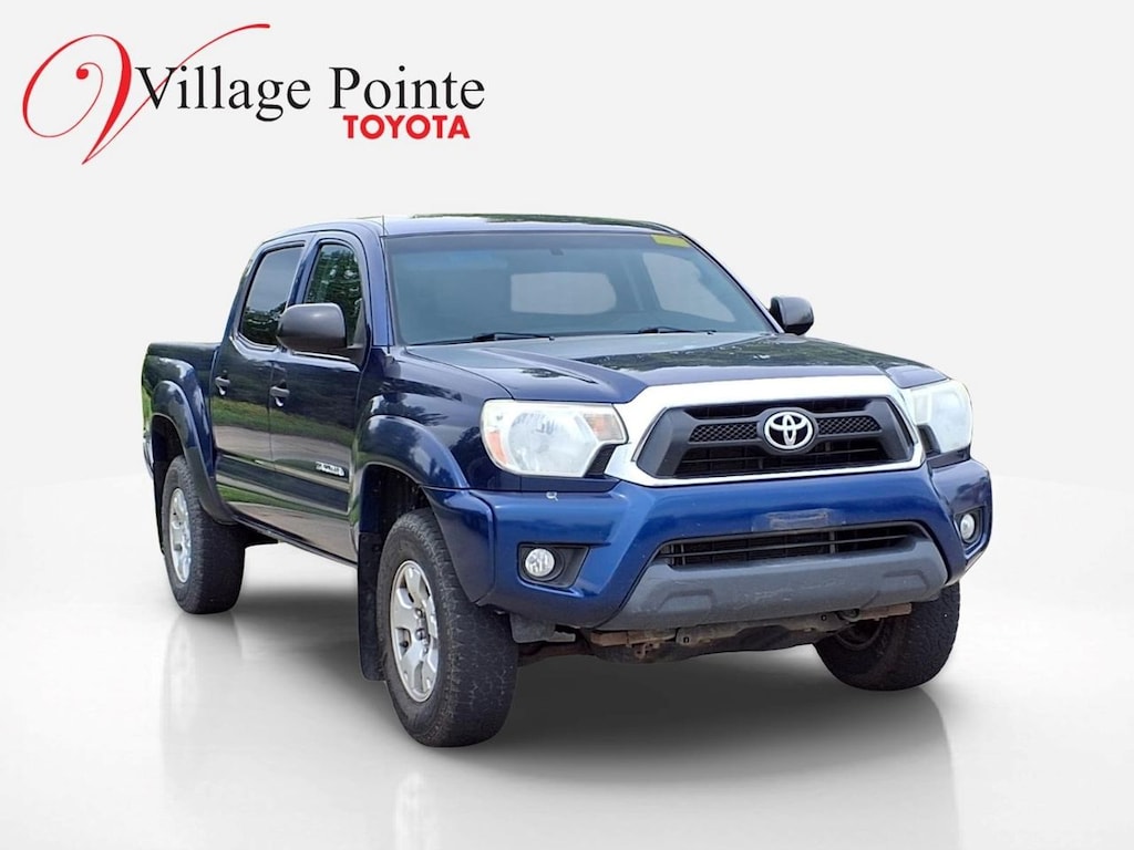 Used 2015 Toyota Tacoma Base Truck Double Cab