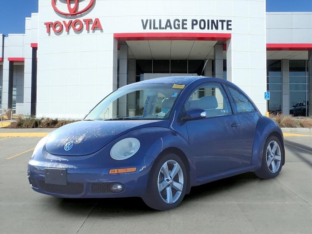 2007 Volkswagen New Beetle 2.5's photo
